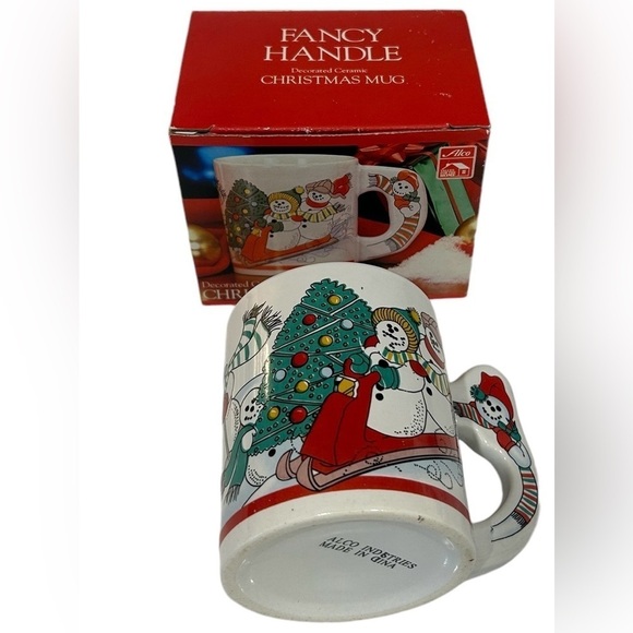 Christmas Mug with Fancy Handle Decorated - New in Box - Picture 6 of 15